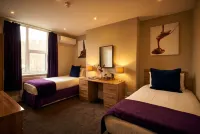 The Chocolate Box Hotel - Kitchens