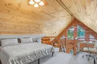 Your Personal Ski & Lakefront GETAWAY! - 3-Star