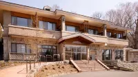Lake Side Nikko Hotel - موقف سيارات