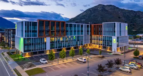 Holiday Inn QUEENSTOWN REMARKABLES PARK by IHG - ビーチサイド