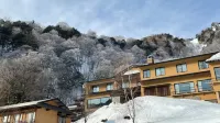 Nakanoyu Onsen Ryokan - 3-Star
