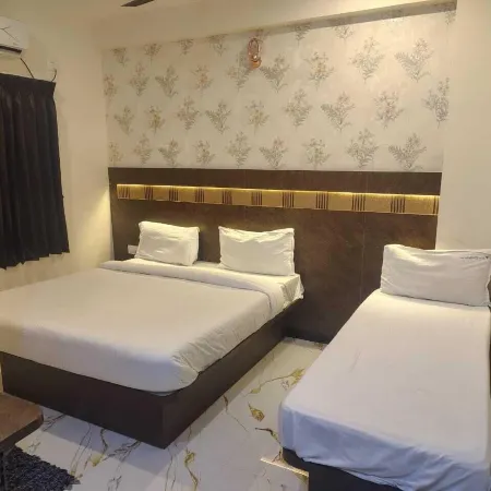 Hotel city grand inn