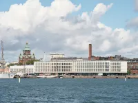 Solo Sokos Hotel Pier 4 Hotels near Design Museum