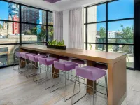 Element Atlanta Midtown Hotels near The Varsity