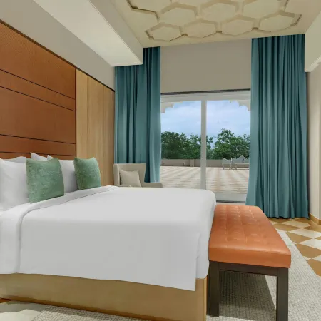 Crescent The Fern Budhni, Series by Marriott