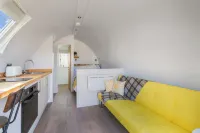 The Macallan Pod - Luxury Glamping - 2-Star
