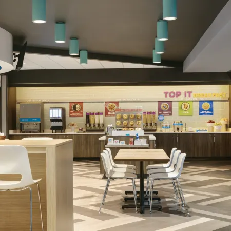 Tru by Hilton Williamsville Buffalo Airport