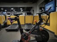 Freepoint Hotel Cambridge, Tapestry Collection by Hilton - Gym