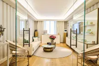 แกรนด์โรงแรมดูลัค - เรลัยส์ & ชาโต้ - สัตว์เลี้ยง