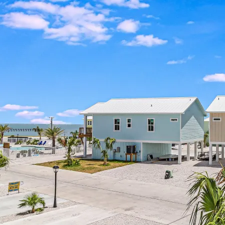 103 Seven Palms, Fishtastic