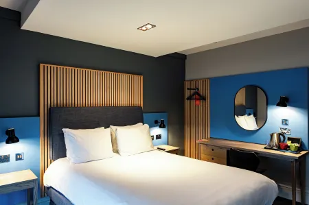Village Hotel Leeds South