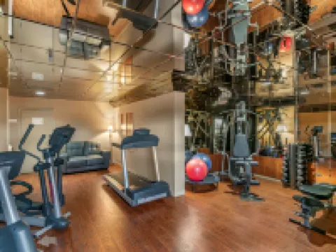 Econo Lodge Hotels in Brossard