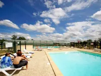 Les Hameaux de Miel-Chalet 4 Pers. Hotels in Beynat
