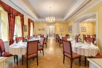 Castle Hotel Grof Degenfeld Superior Hôtels à : Tokaj