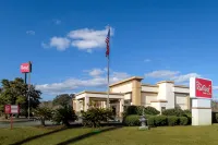 Red Roof Inn Yemassee Hotels near Lowcountry Museum