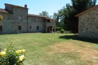 Three-Room Apartment on the Outskirts of Chianti Hotels in Bucine