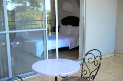 You Will Have a Wonderful Experience Wail Stay in This Twin Room. Hotels in 