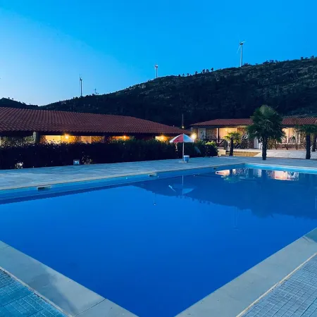 Family Double Room with Private Bathroom in Gojim - Wifi and AC