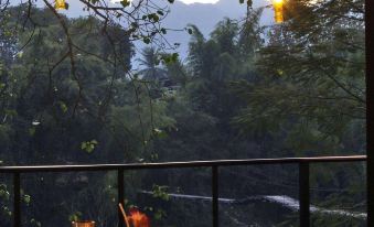 Boutique Raft Resort, River Kwai