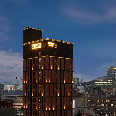 9 Brick Hotel Hoteles cerca de Parque Pyeonghwa