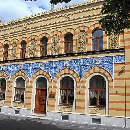 İsa Begov Hamam Hotel