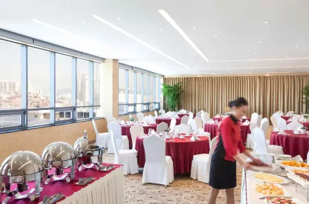 Central Seven Hotel by Kwon Busan Seomyeon Отели рядом с достопримечательностью «Сомён»