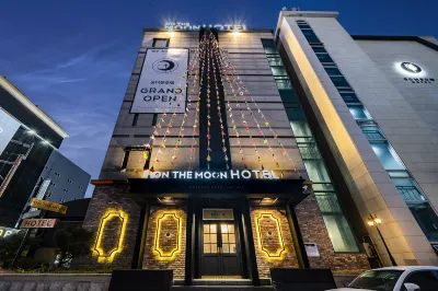 Wonju Hotel on the Moon Отели в г. Вонджу