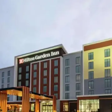 Hilton Garden Inn Grapevine at Silverlake Crossings
