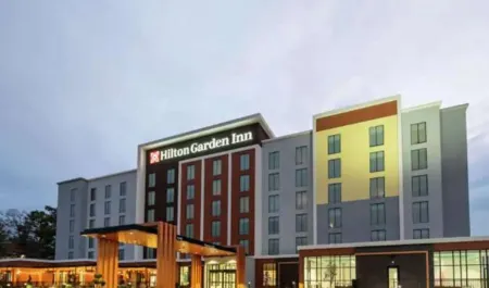 Hilton Garden Inn Grapevine at Silverlake Crossings