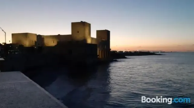 B&B Villa Mediterranea with Parking Space