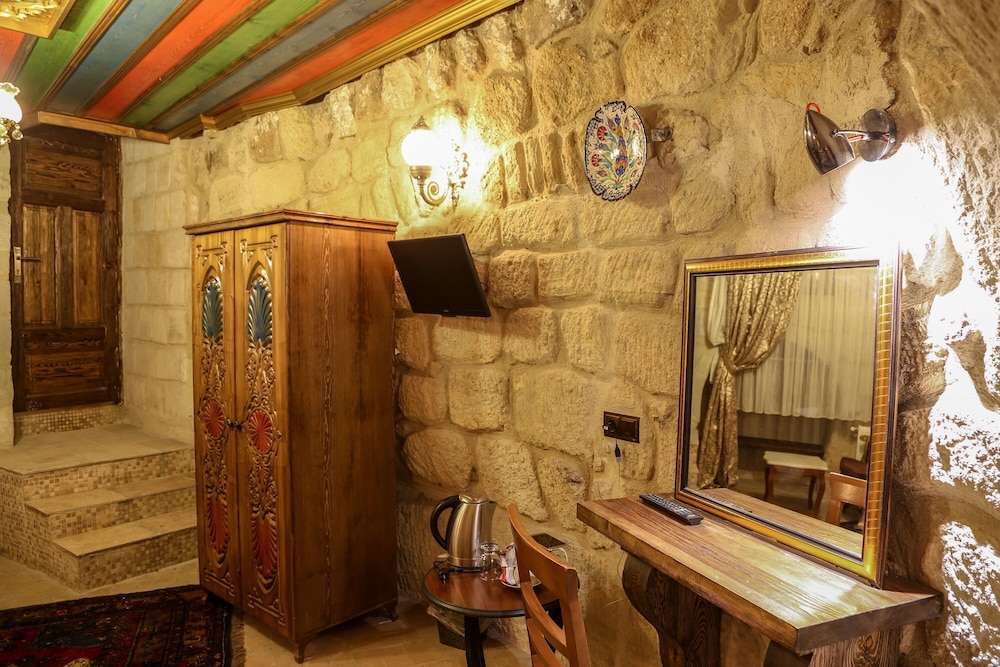 Goreme Palace Cave Suites