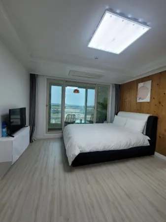 Jeju Udo Ara Pension Отели рядом с достопримечательностью «Остров Удо»