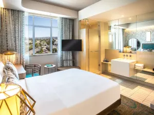 Suncoast Hotel & Towers