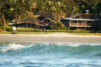 브레이크프리 아누카 비치 리조트 보암비 비치 액세스 주변 호텔