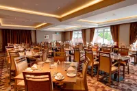Cruachan Hotel - Beach
