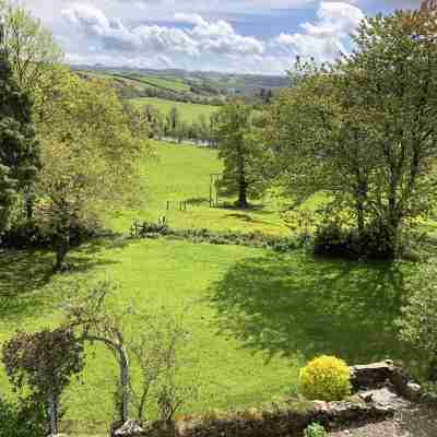 Idyllic Location, Stunning Views, Relax & Refresh in Peace & Comfort Hotel Exterior