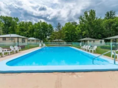 Perry's Motel and Cottages Hotels in Bartlett