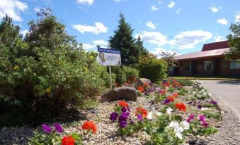 Slave Lake Inn & Conference Centre