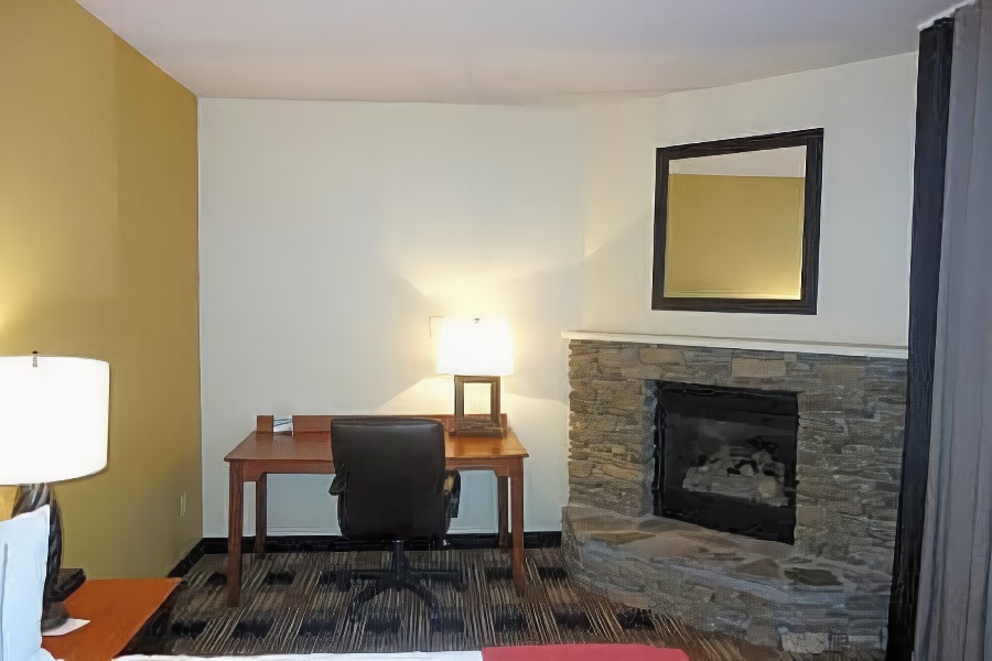 Country Inn & Suites by Radisson, Helen, GA