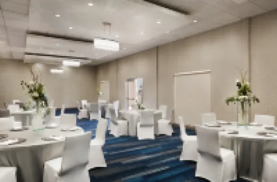 Holiday Inn Express & Suites MCALLEN - MEDICAL CENTER AREA by IHG