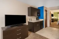 Holiday Inn Express & Suites Trinidad Hotels in Trinidad