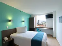 One Ciudad de México Periférico Hotels near Six Flags Mexico