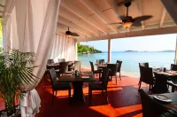 Secret Harbour Beach Resort - Parkering