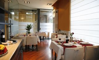 Hotel Mieres del Camino