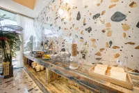 Gyeongsan Iwol Hotel