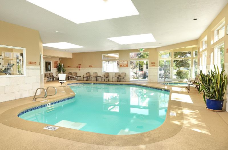 Crystal Inn Hotel & Suites - Salt Lake City photo 2