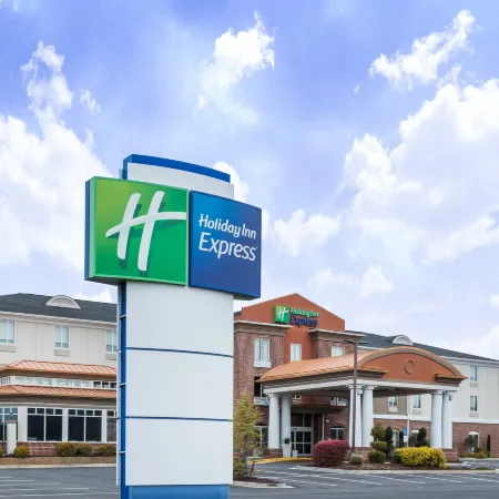 Holiday Inn Express & Suites BREMEN by IHG Отели в г. Харальсон