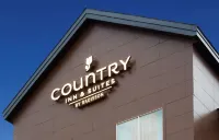 Country Inn & Suites by Radisson, Wausau, WI - parking