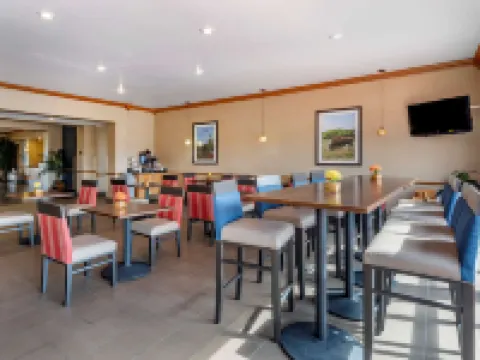 Comfort Inn & Suites Greenville I-70 Hotels in Bond County