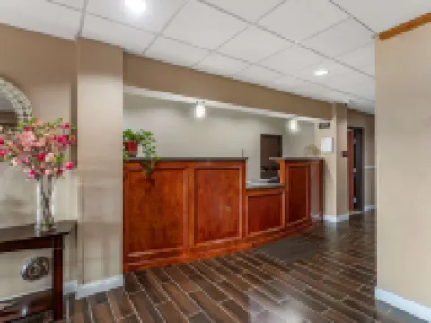 Comfort Inn & Suites Carbondale University Area Hotels in Jackson County